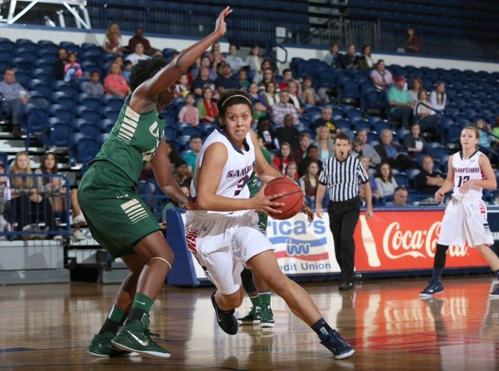 Samford women's basketball defeats Alabama State 56-43.